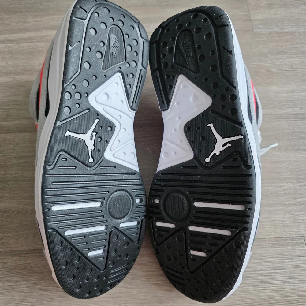 Jordan CMFT Era Wolf Grey Black Infrared HJ6777-006 Mens 11 Low Top Sneakers